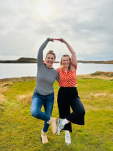 Load image into Gallery viewer, Sköpunar- og slökunarhelgi með Lindu og Svövu á Eirð Retreat - 4.-7. sept 2025 // Art Retreat in Iceland
