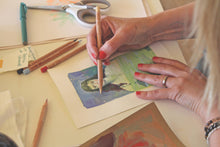 Load image into Gallery viewer, Sköpunar- og slökunarhelgi með Lindu og Svövu á Eirð Retreat - 10.-13. sept 2026 // Art Retreat in Iceland -Sept.10th-13th //